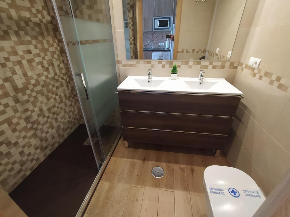 "Vive Benal Beach" Estudio 2501, Vistas Al Mar Y Parque Acuatico เบนัลมาเดนา ภายนอก รูปภาพ
