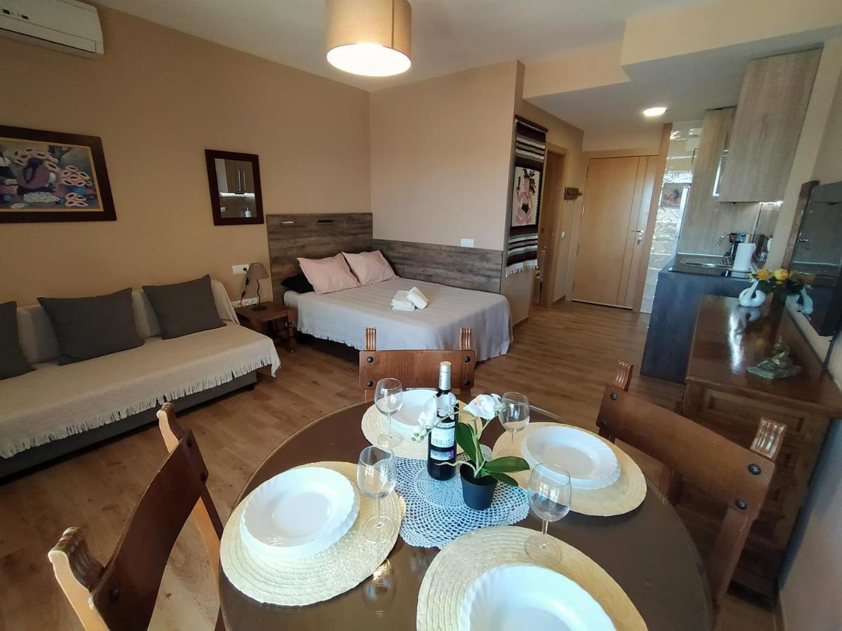 "Vive Benal Beach" Estudio 2501, Vistas Al Mar Y Parque Acuatico เบนัลมาเดนา ภายนอก รูปภาพ